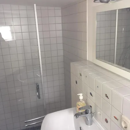 Ferienhaus In Mit Grill Und Terrasse 슈테른베르크